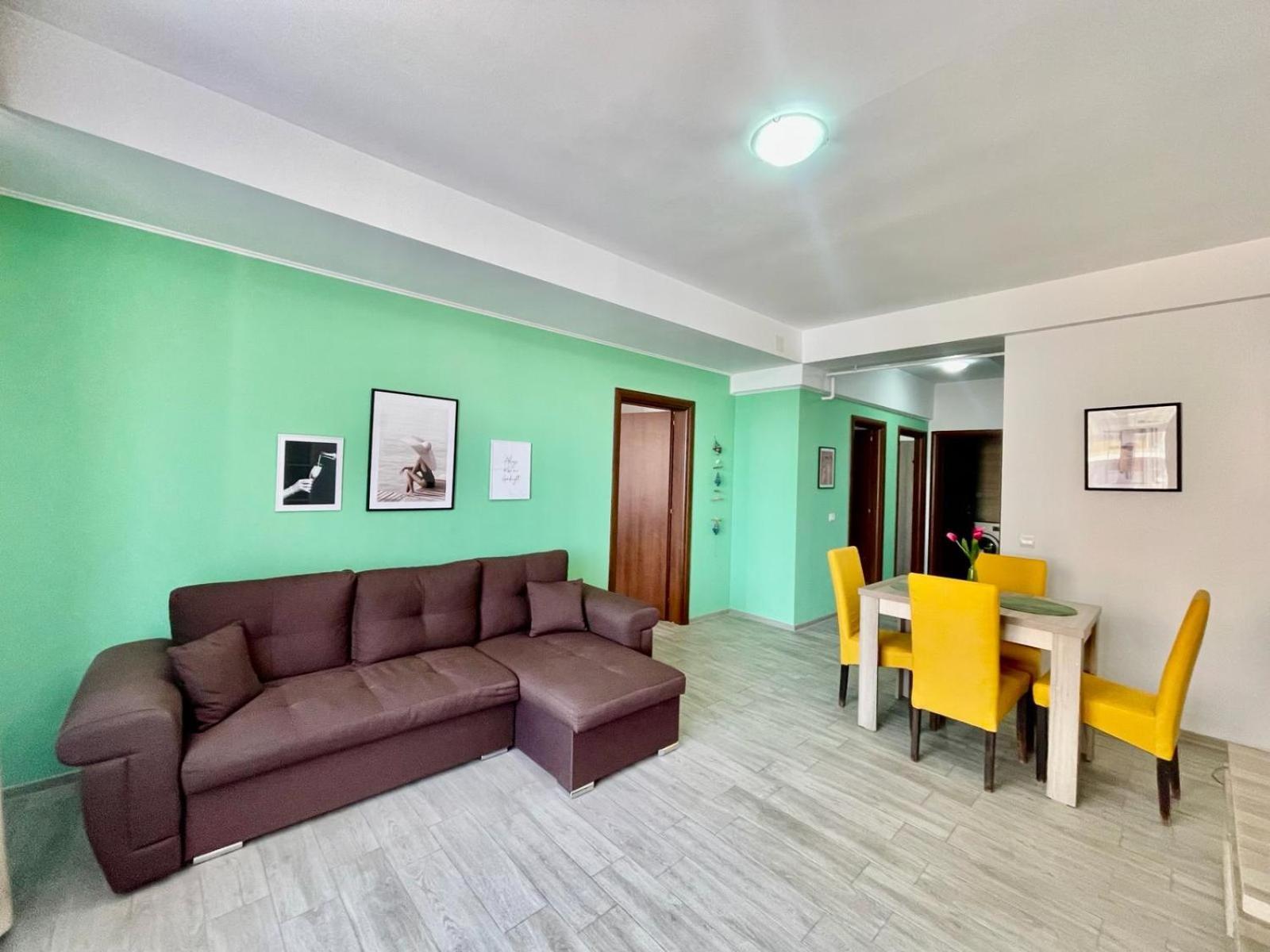 Apartamento Summerland Apartmants Mamaia Nord Exterior foto