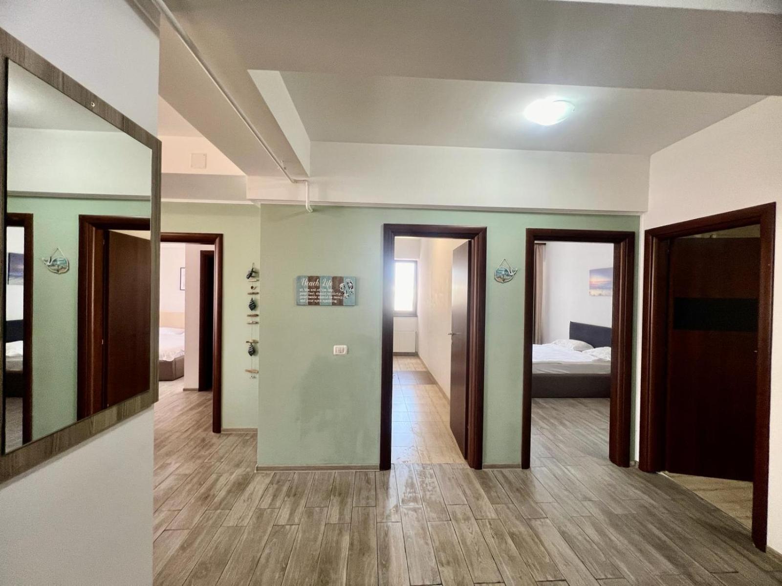 Apartamento Summerland Apartmants Mamaia Nord Exterior foto