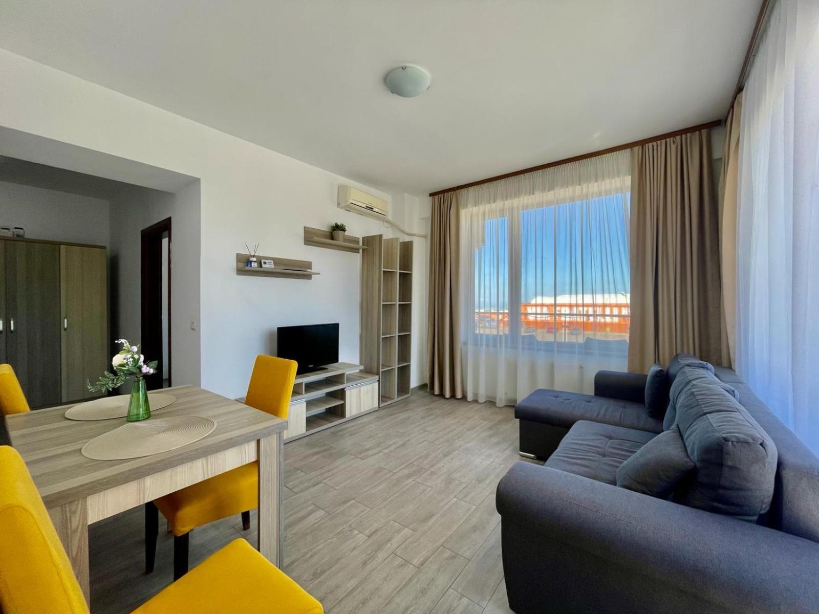 Apartamento Summerland Apartmants Mamaia Nord Exterior foto