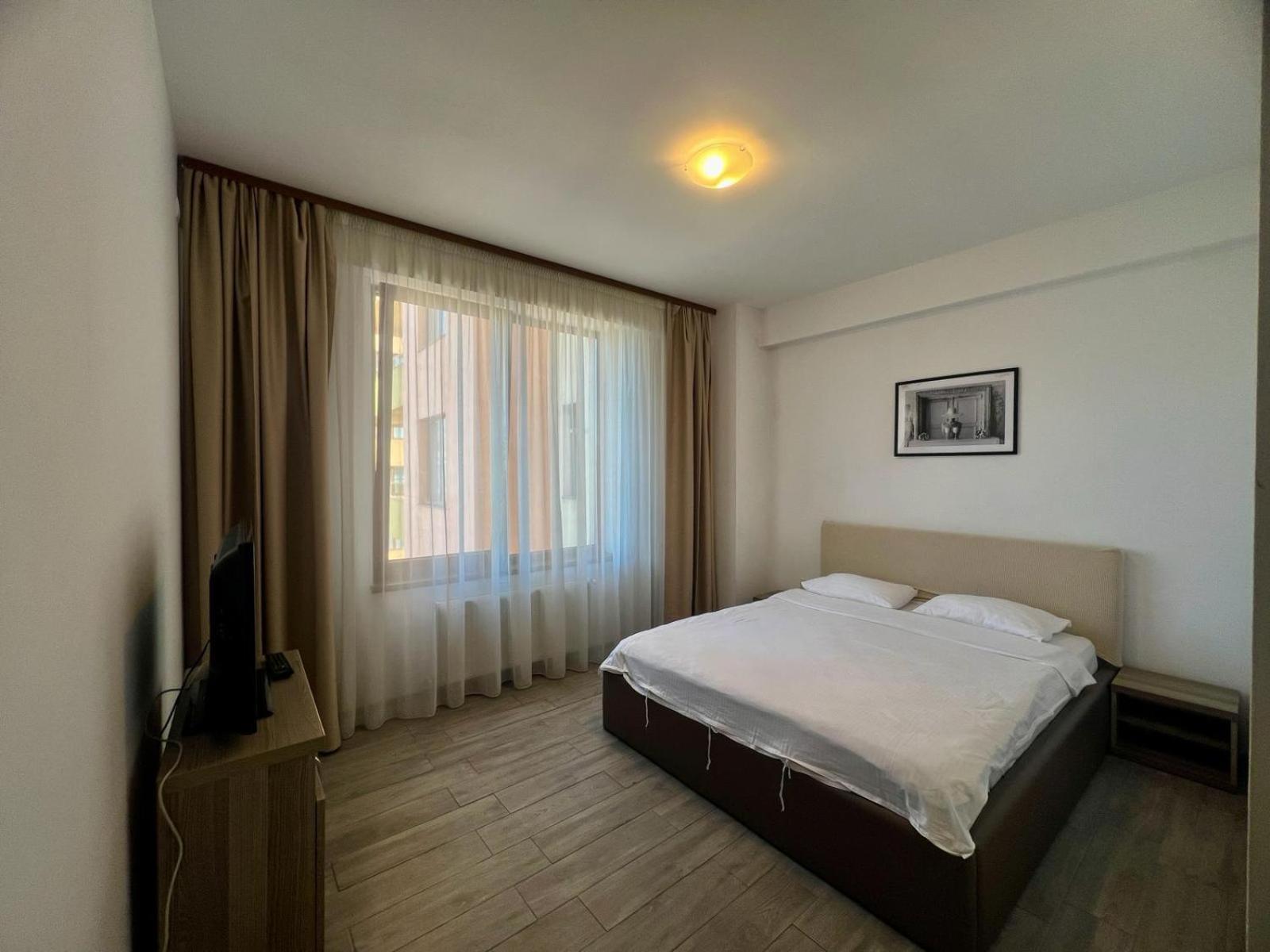Apartamento Summerland Apartmants Mamaia Nord Exterior foto