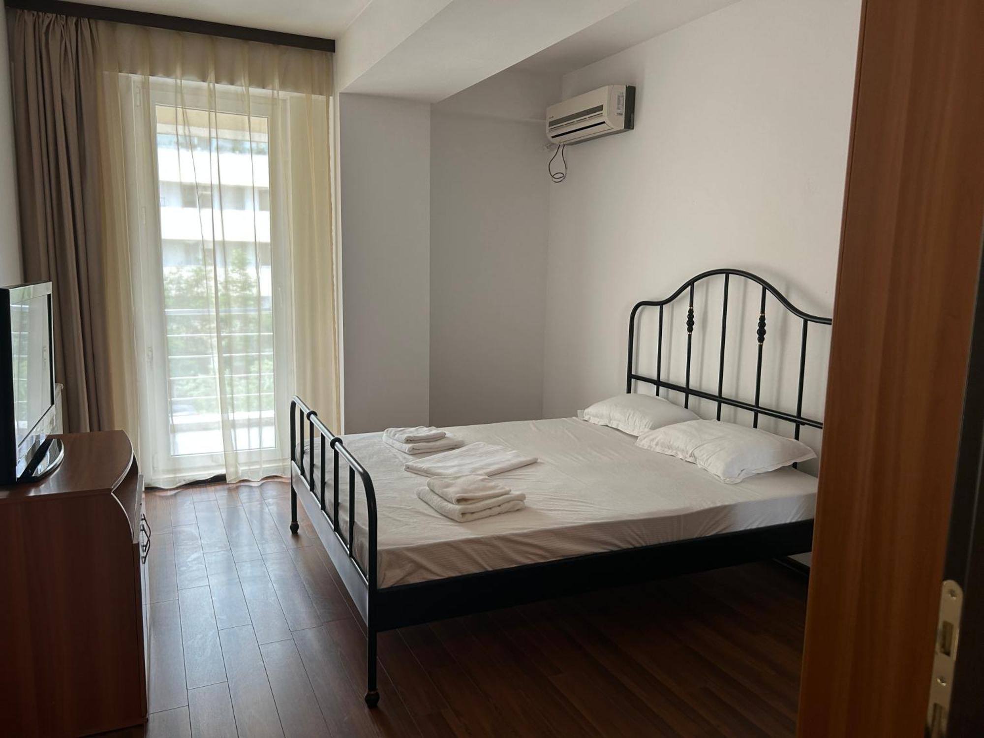 Apartamento Summerland Apartmants Mamaia Nord Exterior foto